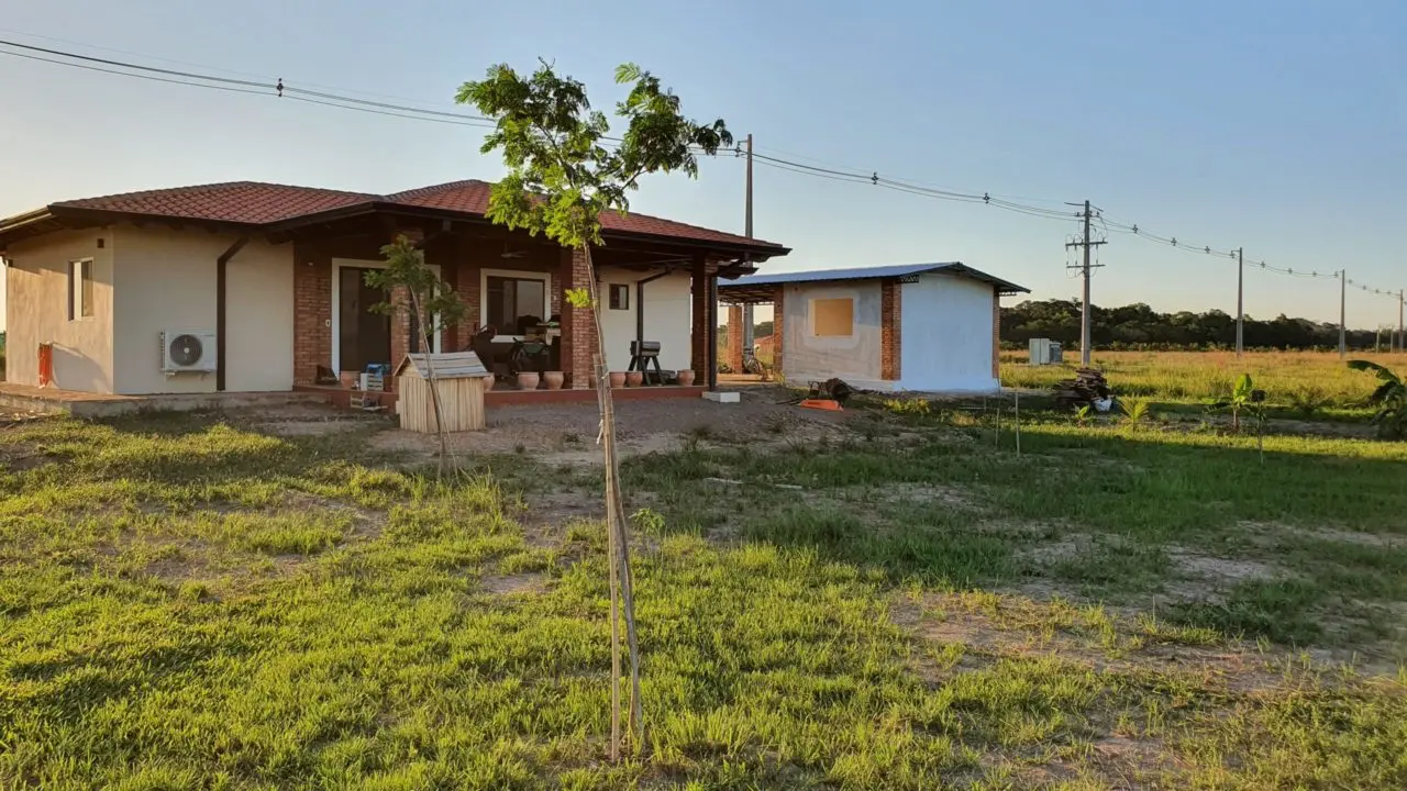 Featured image from Construction of a small wood workshop on our property in Paraguay